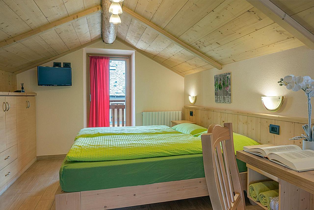 Casa Marianna Apartment Livigno Bagian luar foto