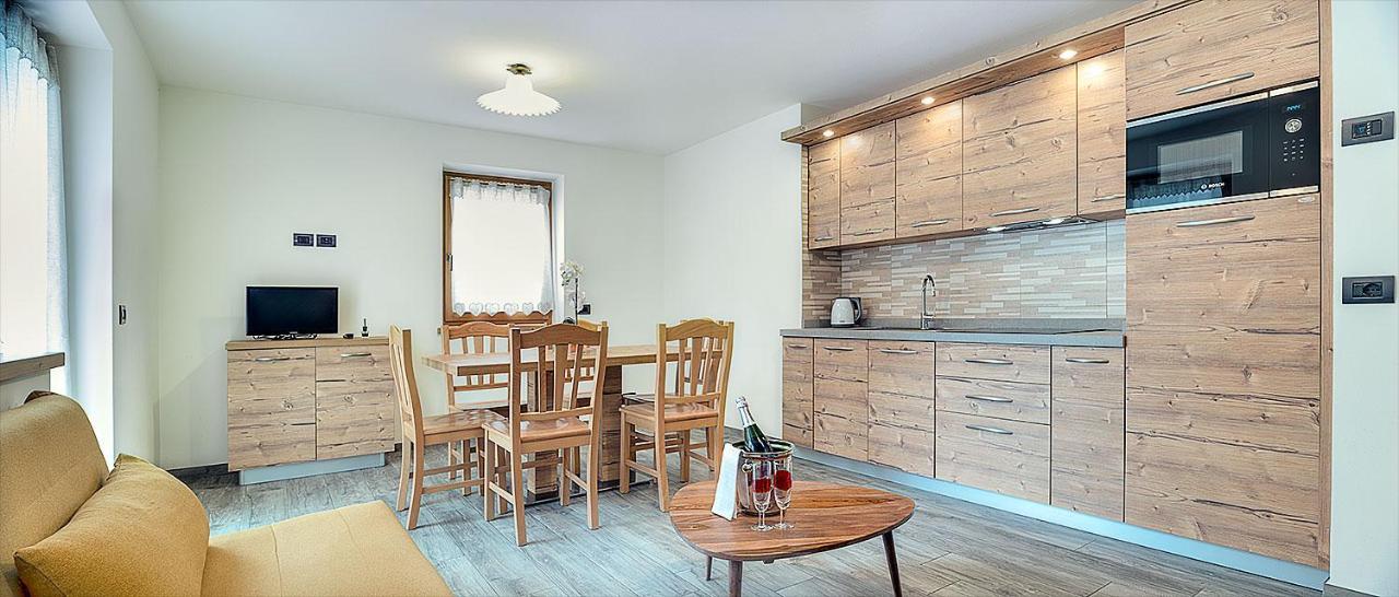 Casa Marianna Apartment Livigno Bagian luar foto